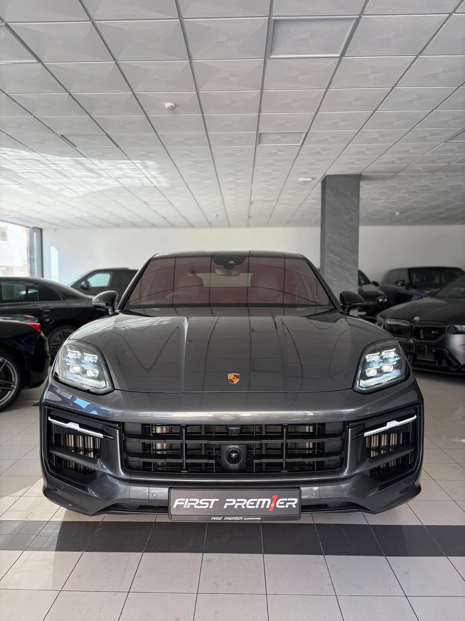 Porsche Cayenne Quarzite Grey Coupe